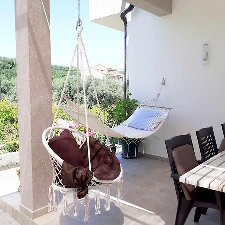 Apartments Rezek Супетарска Драга Екстериор снимка