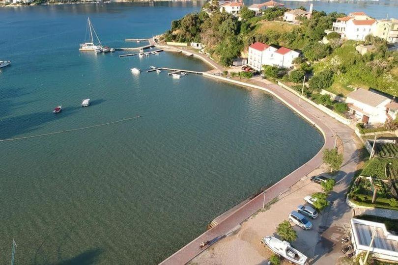 Apartments Rezek Супетарска Драга Екстериор снимка