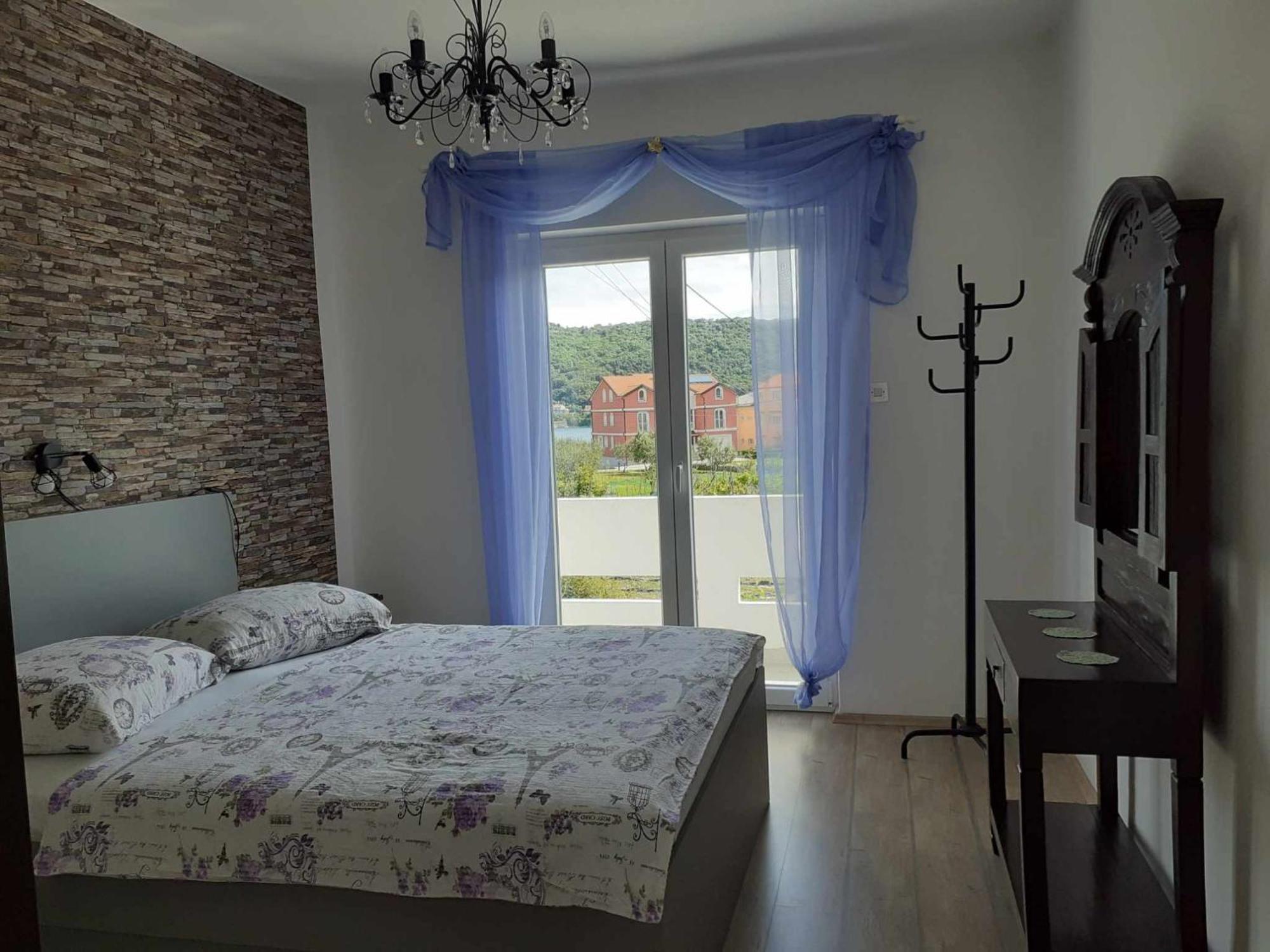 Apartments Rezek Супетарска Драга Екстериор снимка